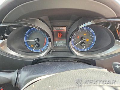 Zdjęcie 9 z 12 samochodu: 2015 TOYOTA COROLLA S PLUS VIN:5YFBURHE2FP364498 - miniatura
