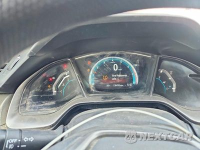 Zdjęcie 9 z 13 samochodu: 2018 HONDA CIVIC EX VIN:SHHFK7H52JU400382 - miniatura