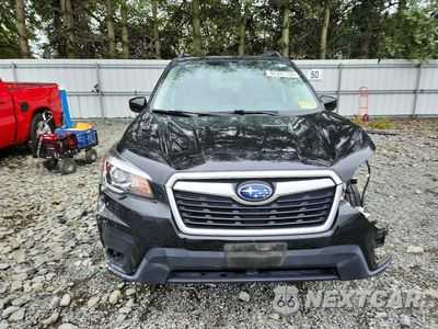 Piąte zdjęcie samochodu w środku: 2019 SUBARU FORESTER PREMIUM VIN:JF2SKAGCXKH480904 - miniatura