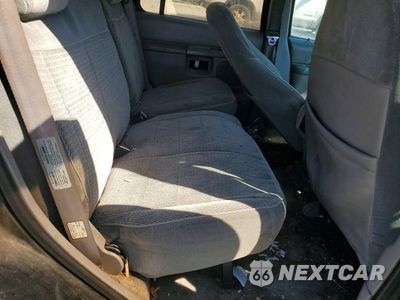 Zdjęcie 10 z 12 samochodu: 1996 FORD EXPLORER VIN:1FMDU32X1TUA72979 - miniatura
