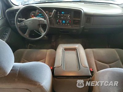 Zdjęcie 8 z 12 samochodu: 2005 CHEVROLET SILVERADO K1500 VIN:2GCEK13T551118813 - miniatura