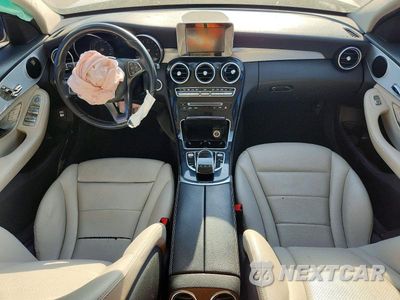 Zdjęcie 8 z 13 samochodu: 2016 MERCEDES-BENZ C 300 VIN:55SWF4JB6GU123666 - miniatura