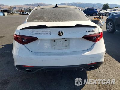 Zdjęcie 6 z 12 samochodu: 2018 ALFA ROMEO GIULIA TI VIN:ZARFAECN3J7576434 - miniatura
