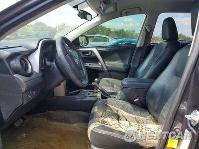 Zdjęcie 7 z 13 samochodu: 2016 TOYOTA RAV4 LE VIN:JTMZFREV2GJ084096 - miniatura