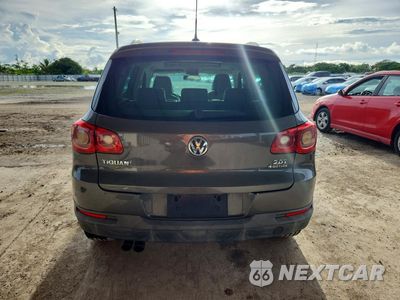 Zdjęcie 6 z 14 samochodu: 2009 VOLKSWAGEN TIGUAN SE VIN:WVGBV95N09W002100 - miniatura