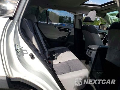 Zdjęcie 11 z 13 samochodu: 2019 TOYOTA RAV4 XLE VIN:JTMP1RFV9KD501290 - miniatura