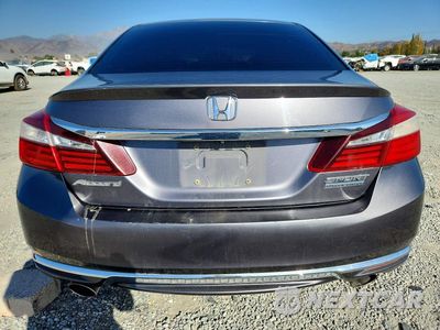 Zdjęcie 6 z 12 samochodu: 2017 HONDA ACCORD SPORT SPECIAL EDITION VIN:1HGCR2F18HA251421 - miniatura