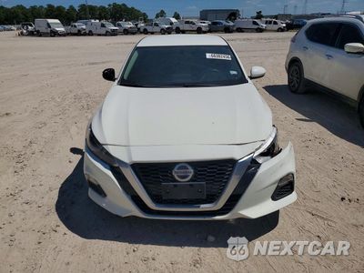 Piąte zdjęcie samochodu w środku: 2020 NISSAN ALTIMA S VIN:1N4BL4BV0LC224619 - miniatura