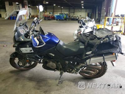 Trzecie zdjęcie samochodu z tyłu: 2005 SUZUKI DL1000 VIN:JS1VT53AX52101146 - miniatura