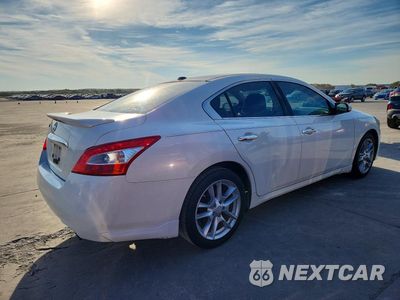 Trzecie zdjęcie samochodu z tyłu: 2010 NISSAN MAXIMA 3.5 S VIN:1N4AA5AP2AC800623 - miniatura