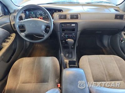 Zdjęcie 8 z 12 samochodu: 1997 TOYOTA CAMRY LE VIN:JT2BG22K3V0033136 - miniatura