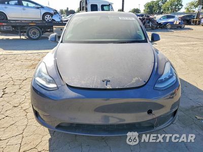 Piąte zdjęcie samochodu w środku: 2023 TESLA MODEL Y VIN:7SAYGDEE7PA023197 - miniatura