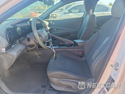 Zdjęcie 7 z 12 samochodu: 2024 HYUNDAI ELANTRA SEL VIN:KMHLM4DG0RU654322 - miniatura