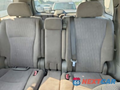 Zdjęcie 10 z 13 samochodu: 2012 TOYOTA HIGHLANDER BASE VIN:5TDZA3EH9CS023900 - miniatura