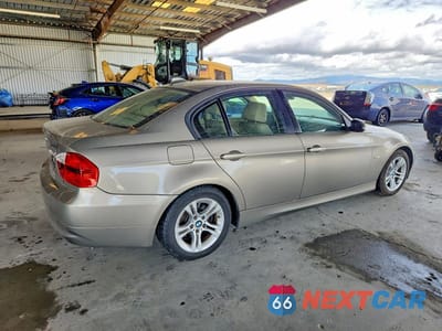 Trzecie zdjęcie samochodu z tyłu: 2008 BMW 328 I VIN:WBAVA37508NL58281 - miniatura