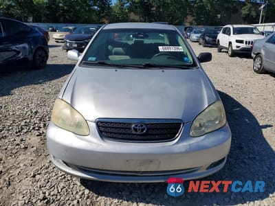 Piąte zdjęcie samochodu w środku: 2005 TOYOTA COROLLA LE VIN:1NXBR32E35Z378379 - miniatura