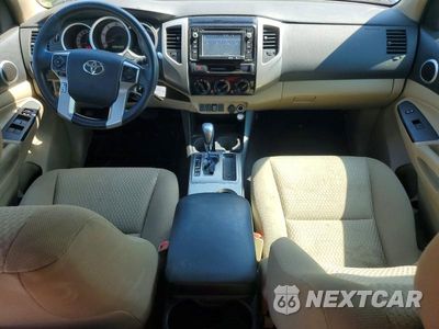 Zdjęcie 8 z 13 samochodu: 2015 TOYOTA TACOMA DOUBLE CAB PRERUNNER VIN:5TFJU4GN3FX086762 - miniatura