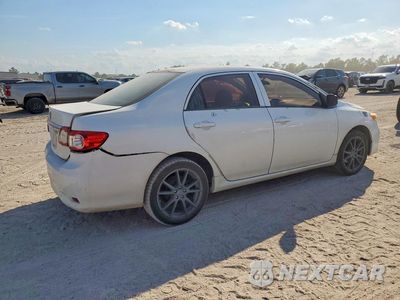 Trzecie zdjęcie samochodu z tyłu: 2013 TOYOTA COROLLA L VIN:5YFBU4EE7DP092258 - miniatura