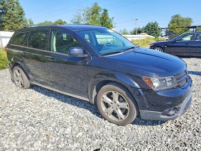 Czwarte zdjęcie samochodu z boku: 2017 DODGE JOURNEY CROSSROAD VIN:3C4PDDGG3HT541037 - miniatura
