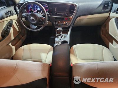 Zdjęcie 8 z 12 samochodu: 2015 KIA OPTIMA LX VIN:KNAGM4A71F5573942 - miniatura