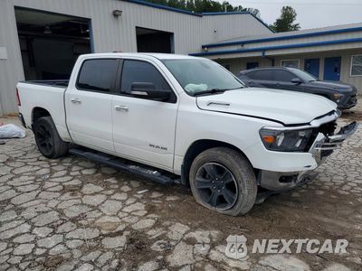 Czwarte zdjęcie samochodu z boku: 2019 RAM 1500 BIG HORN/LONE STAR VIN:1C6SRFFT4KN854618 - miniatura