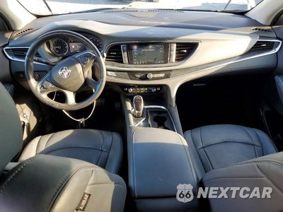 Zdjęcie 8 z 13 samochodu: 2021 BUICK ENCLAVE ESSENCE VIN:5GAERBKW3MJ249807 - miniatura