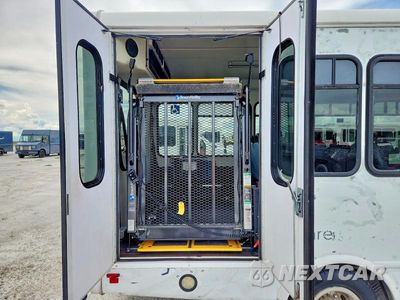 Zdjęcie 11 z 14 samochodu: 2021 FORD ECONOLINE E350 SUPER DUTY CUTAWAY VAN VIN:1FDEE3FN5MDC10809 - miniatura
