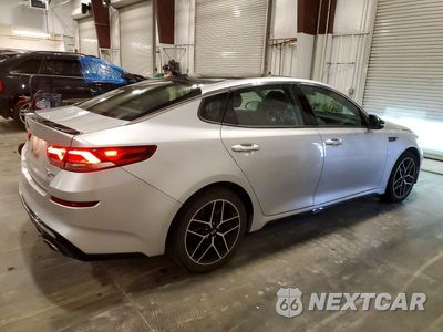 Trzecie zdjęcie samochodu z tyłu: 2019 KIA OPTIMA SX VIN:5XXGW4L27KG290675 - miniatura