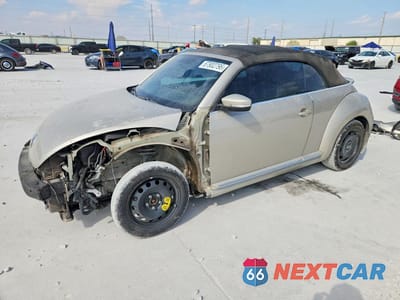 2015 VOLKSWAGEN BEETLE 1.8T 3VW517AT8FM808362 - główne zdjęcie licytacji z USA - miniatura