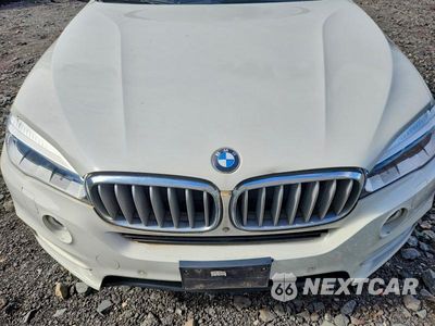 Zdjęcie 12 z 14 samochodu: 2015 BMW X5 XDRIVE50I VIN:5UXKR6C59F0J78490 - miniatura