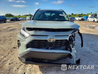 Piąte zdjęcie samochodu w środku: 2023 TOYOTA RAV4 XLE PREMIUM VIN:2T3A1RFV8PW407563 - miniatura