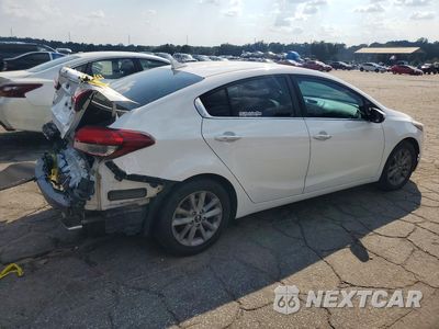Trzecie zdjęcie samochodu z tyłu: 2017 KIA FORTE S VIN:3KPFL4A7XHE125658 - miniatura
