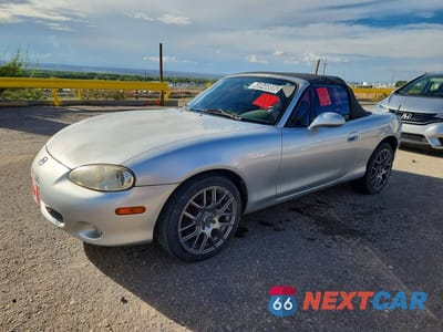 2001 MAZDA MX-5 MIATA BASE JM1NB353510204069 - główne zdjęcie licytacji z USA - miniatura