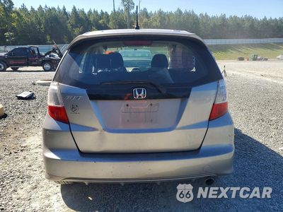 Zdjęcie 6 z 12 samochodu: 2010 HONDA FIT SPORT VIN:JHMGE8H41AC005910 - miniatura