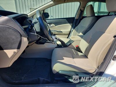 Zdjęcie 7 z 12 samochodu: 2013 HONDA CIVIC LX VIN:19XFB2F54DE083657 - miniatura