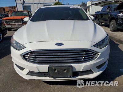 Piąte zdjęcie samochodu w środku: 2017 FORD FUSION SE HYBRID VIN:3FA6P0LU9HR387931 - miniatura