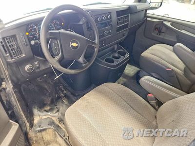 Zdjęcie 8 z 12 samochodu: 2014 CHEVROLET EXPRESS 3500 CARGO DELIVERY VAN VIN:1GCZGTCA4E1139753 - miniatura