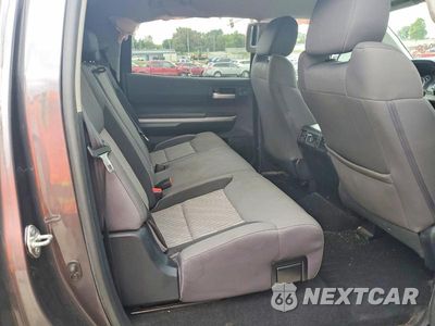 Zdjęcie 10 z 12 samochodu: 2017 TOYOTA TUNDRA SR5 VIN:5TFDW5F1XHX614702 - miniatura