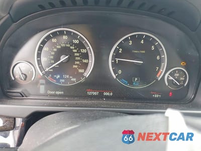 Zdjęcie 9 z 12 samochodu: 2016 BMW X5 XDR40E VIN:5UXKT0C51G0F74822 - miniatura