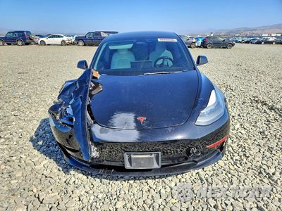 Piąte zdjęcie samochodu w środku: 2022 TESLA MODEL 3 VIN:5YJ3E1EC1NF162512 - miniatura