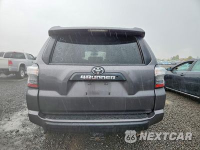 Zdjęcie 11 z 28 samochodu: 2016 TOYOTA 4RUNNER TRD PRO VIN:JTEBU5JR3G5329002 - miniatura