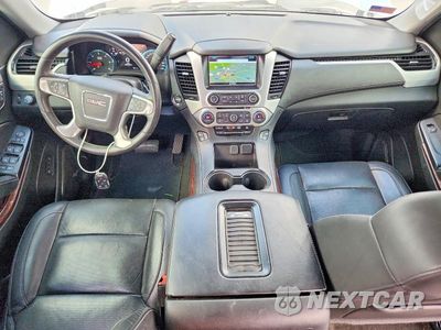 Zdjęcie 8 z 13 samochodu: 2017 GMC YUKON SLT VIN:1GKS1BKC1HR406471 - miniatura