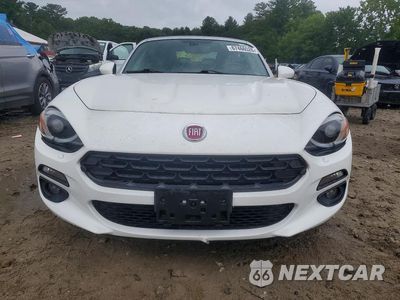 Piąte zdjęcie samochodu w środku: 2017 FIAT 124 SPIDER CLASSICA VIN:JC1NFAEK2H0124686 - miniatura