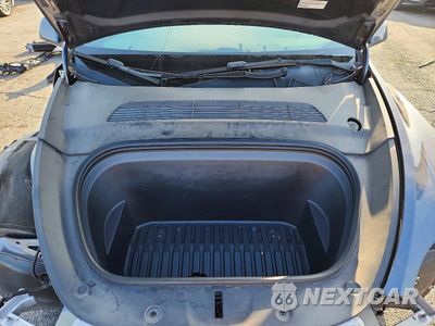 Zdjęcie 11 z 13 samochodu: 2023 TESLA MODEL Y VIN:7SAYGDEE6PF871283 - miniatura