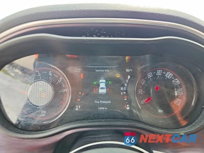 Zdjęcie 9 z 12 samochodu: 2018 DODGE CHALLENGER SXT VIN:2C3CDZAG0JH132498 - miniatura