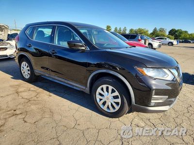 Czwarte zdjęcie samochodu z boku: 2018 NISSAN ROGUE S VIN:KNMAT2MV3JP534518 - miniatura