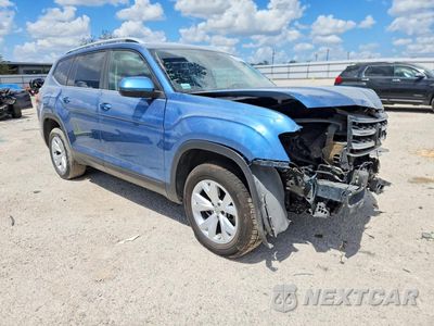 Czwarte zdjęcie samochodu z boku: 2019 VOLKSWAGEN ATLAS SE VIN:1V2WR2CA4KC543707 - miniatura