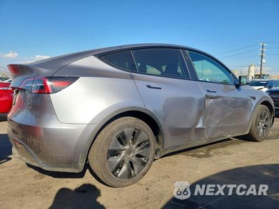 Trzecie zdjęcie samochodu z tyłu: 2025 TESLA MODEL Y VIN:7SAYGDEE4SF287442 - miniatura