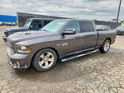 2015 RAM 1500 SPORT 1C6RR7UT4FS736292 - główne zdjęcie licytacji z USA - miniatura
