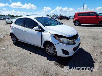 Czwarte zdjęcie samochodu z boku: 2013 MAZDA MAZDA2 VIN:JM1DE1KY2D0156056 - miniatura